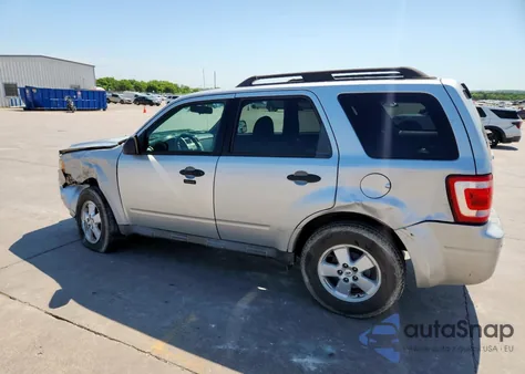 2012 Ford Escape Xlt z USA, uszkodzony, nr VIN 1FMCU9D73CKB68393